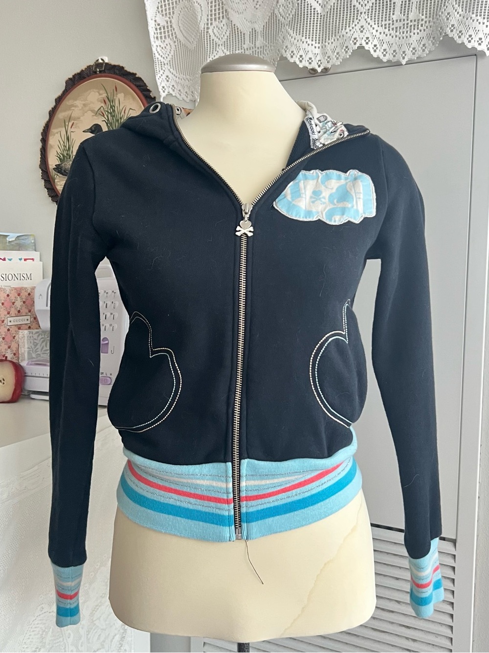 Vintage Y2K 2007 Tokidoki black zip up hoodie jacket